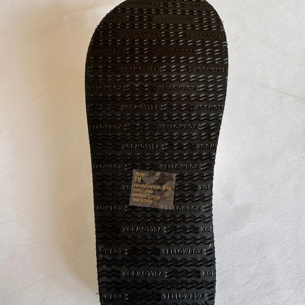 Yellow Box Light Pink Glitter Flip Flop Sandals - Picture 3 of 4